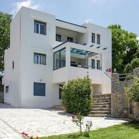 Modish In Lefkogia Crete With Swimming Pool * Lefkogeia